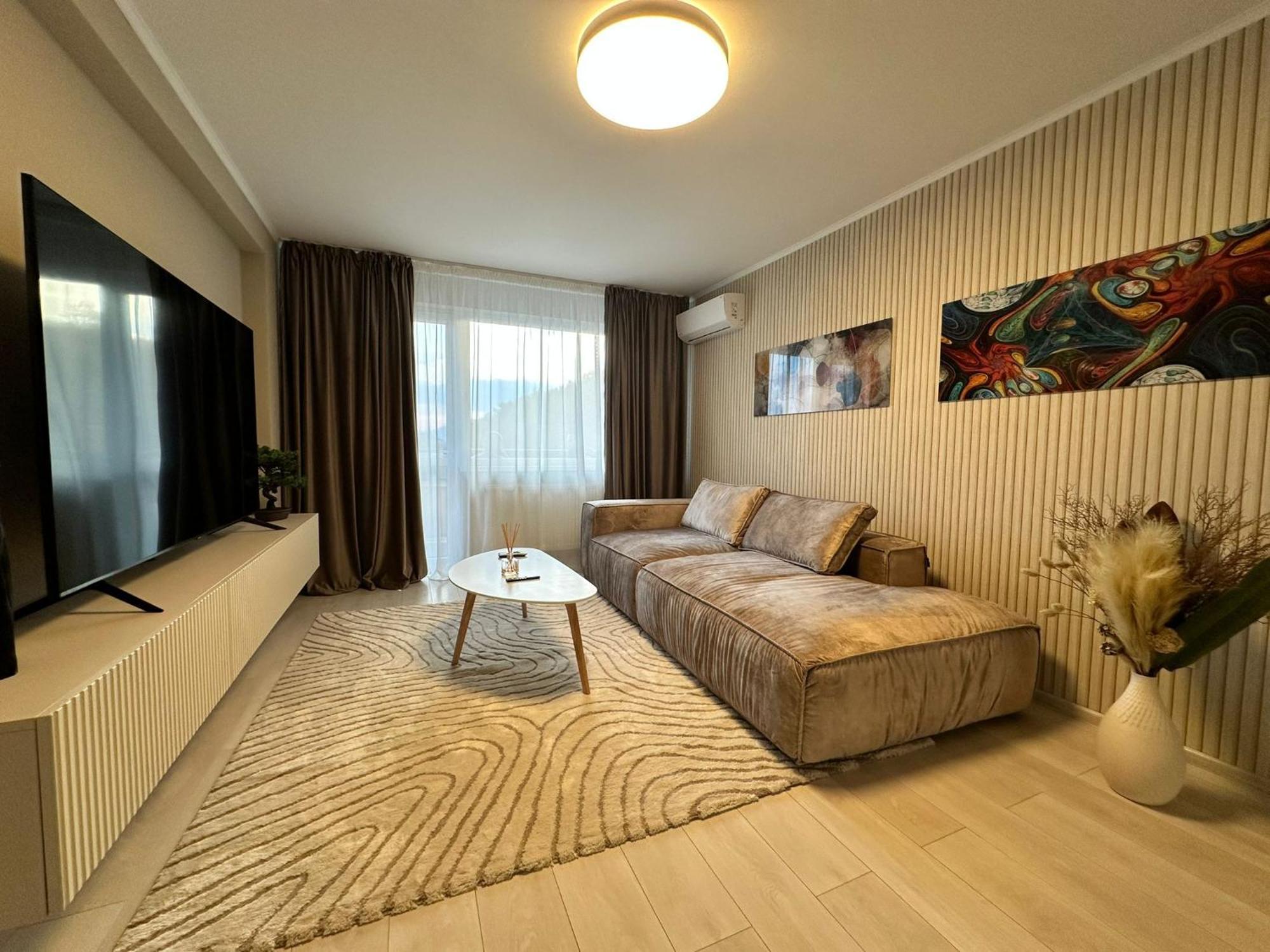 The 30Th Apartamento Braşov Exterior foto